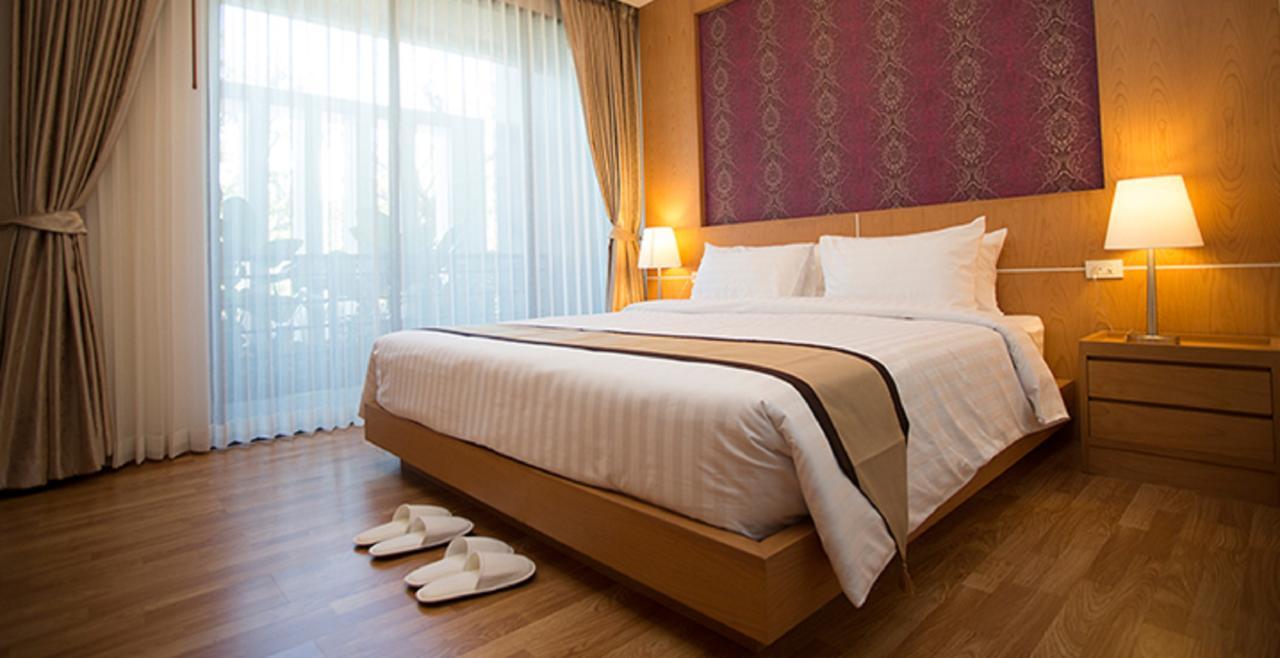 Baitong Hotel Tachileik Extérieur photo