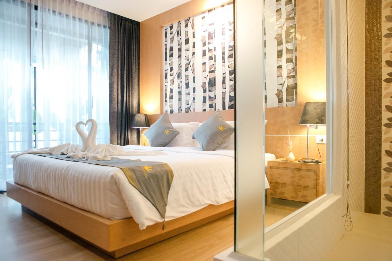 Baitong Hotel Tachileik Extérieur photo
